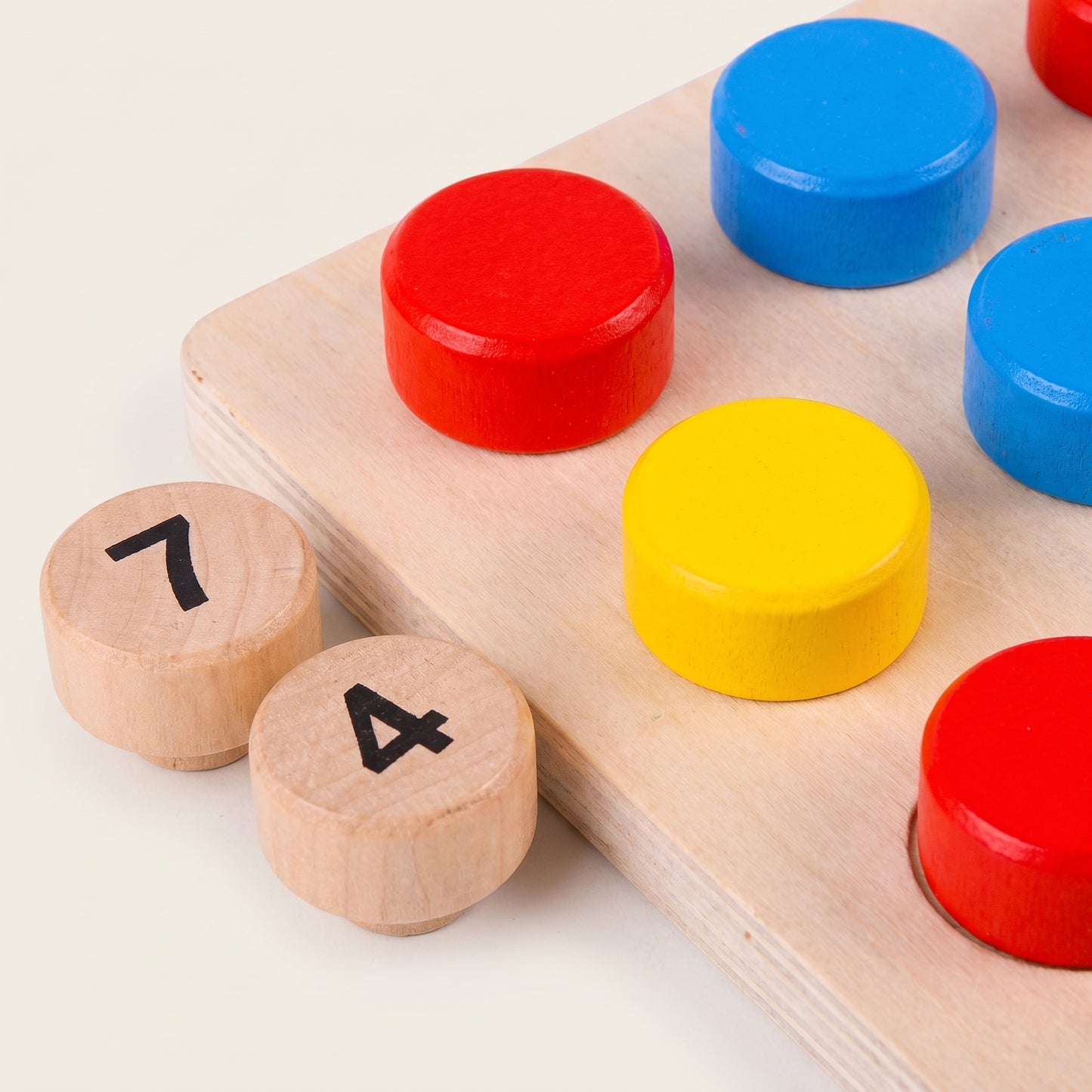 Jeu Montessori d’Apprentissage des Chiffres et Couleurs en Bois