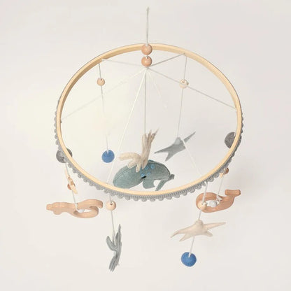 Mobile Montessori sur la vie marine