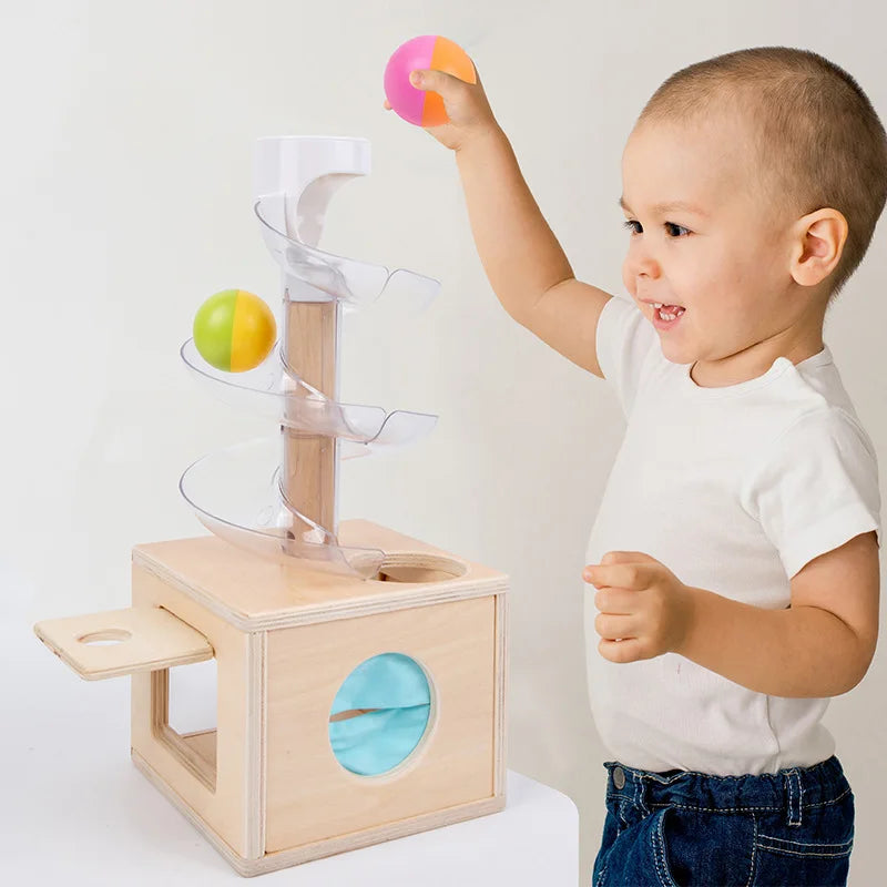 Spirale avec boules Montessori