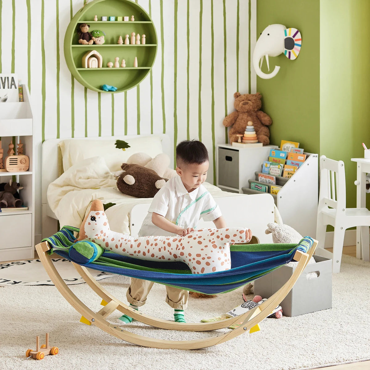 Hamac balançoire enfant avec sécurité vert Lilla Kids
