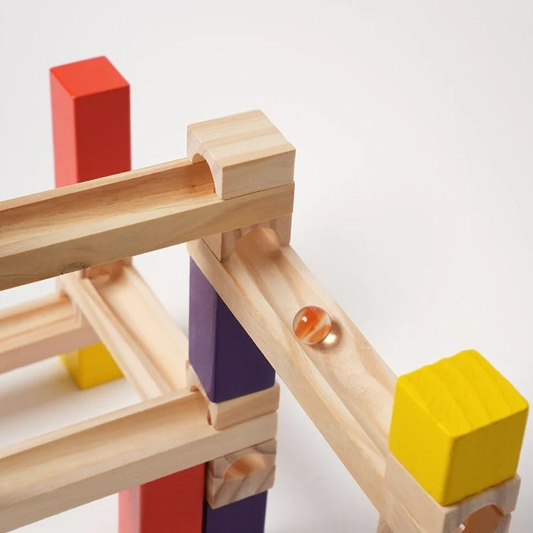 Circuit à billes Montessori en bois