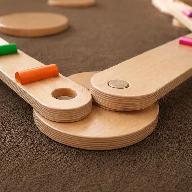 Poutres d'équilibre et pierres Montessori