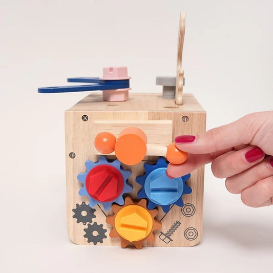 Atelier Montessori en bois