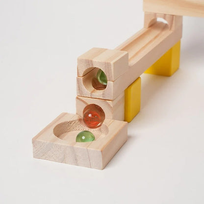 Circuit à billes Montessori en bois
